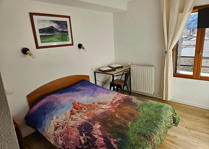 Le Campcardos Hotel *